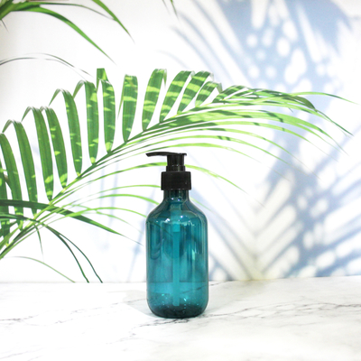 Nhà sản xuất Bán buôn Màu nâu xám 300ml Chai đựng dầu gội đầu bằng nhựa PET rỗng trong suốt có nắp bơm